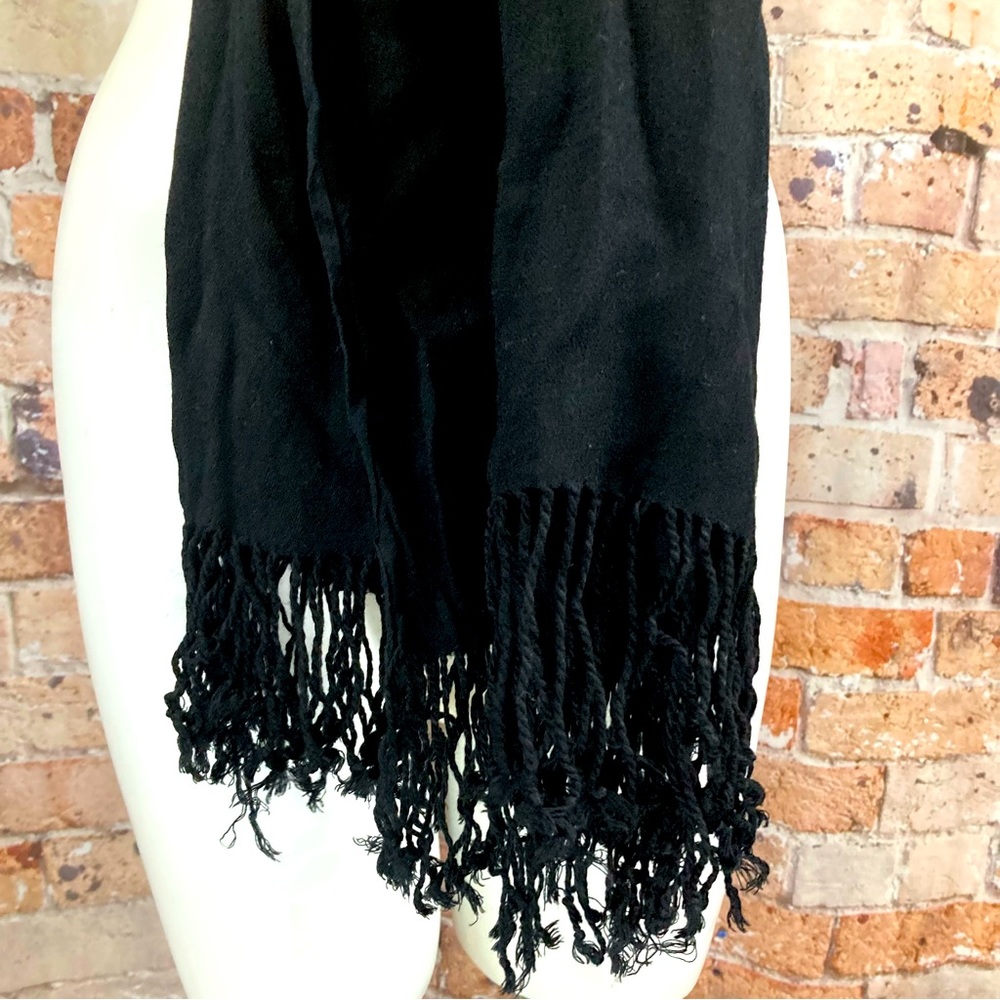 Black Fringe Scarf Classic Contemporary Soft - Picture 2 of 6